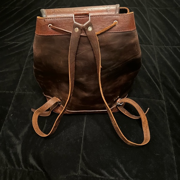 Real leather hand tooled bag, in great condition. - Picture 4 of 4